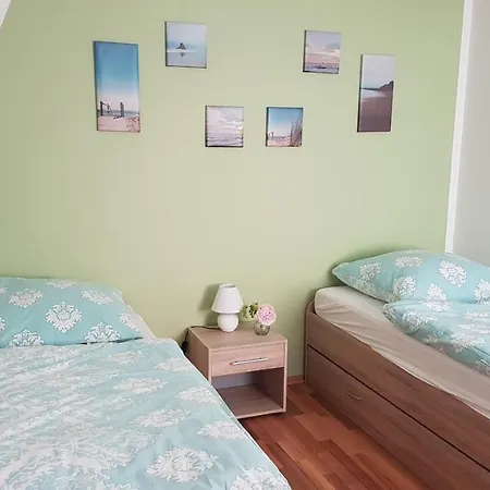 Apartment Ferienwohnung Zeppelin